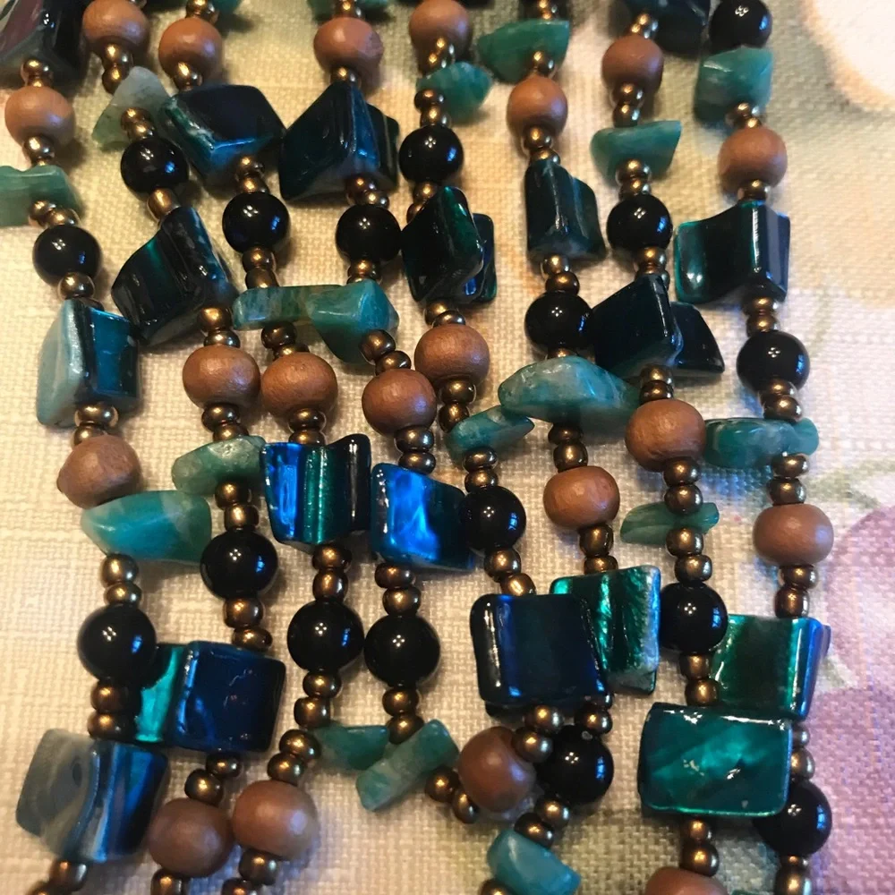 VINTAGE ABALONE NECKLACE FOUR GORGEOUS STRANDS - Picture 10 of 11